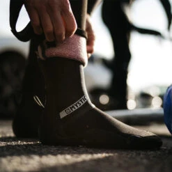 Mystic Majestic 5mm Split Toe Boots -5.11 Tactical shop 31737 202220Mystic20Majestic205mm20Split20Toe20Boots2020003420 20Black20Lifestyle202.700x700